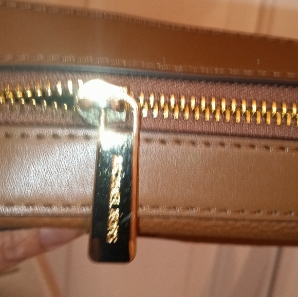 Michael Kors Crossbody Bag - Picture 9 of 16